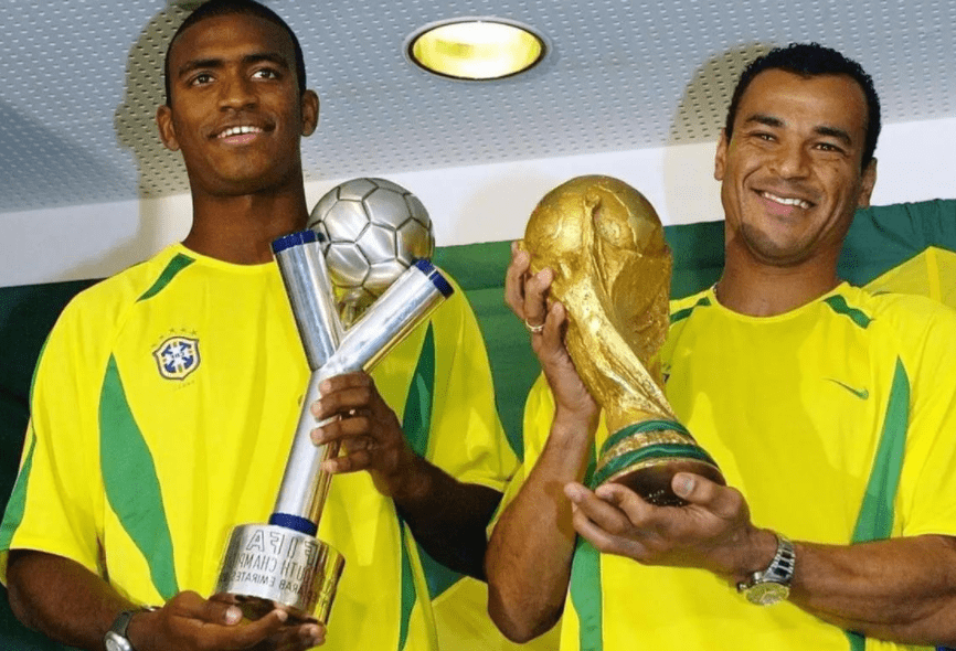 关于南安普顿签下巴西新援,球队实力再添一员的信息 关于南安普顿签下巴西新援,球队实力再添一员的信息